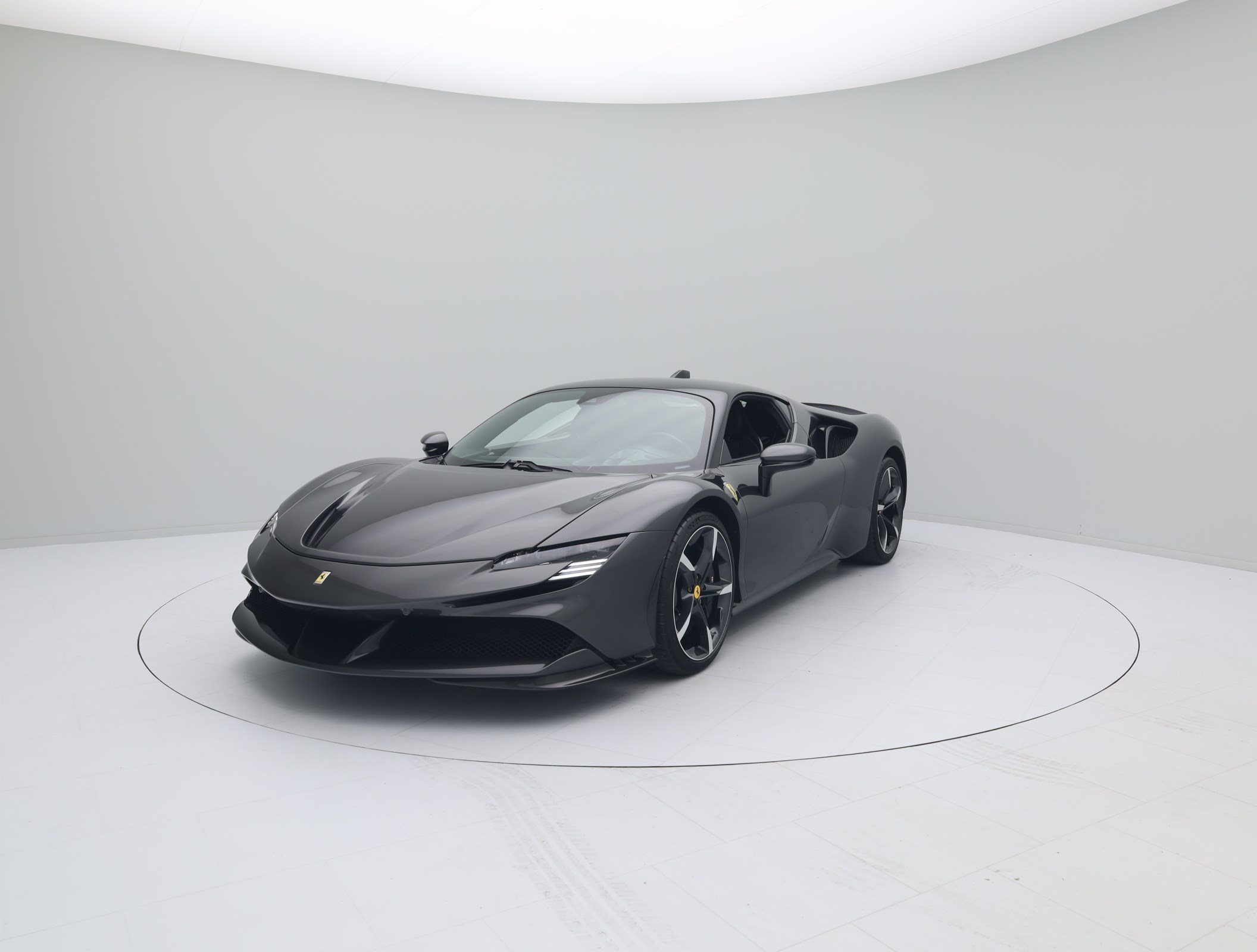 Ferrari SF90 Stradale - FERRARI HAMBURG