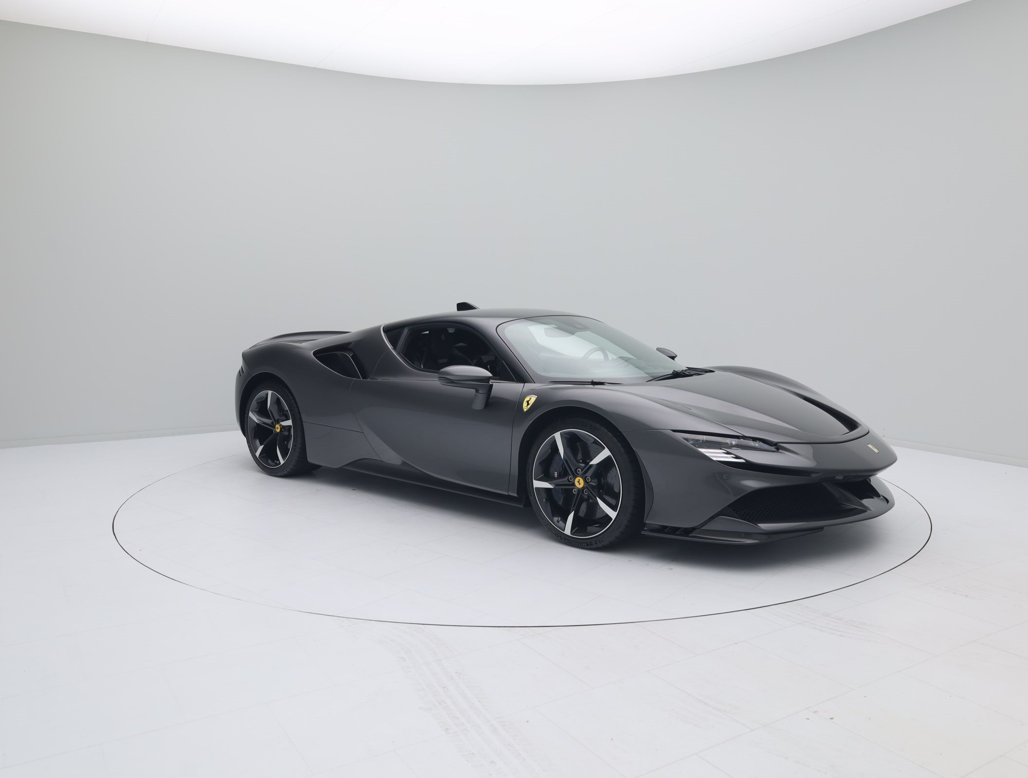 Ferrari SF90 Stradale - FERRARI HAMBURG