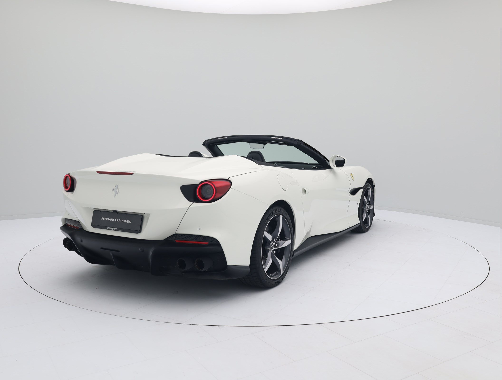 Ferrari Portofino - FERRARI HAMBURG