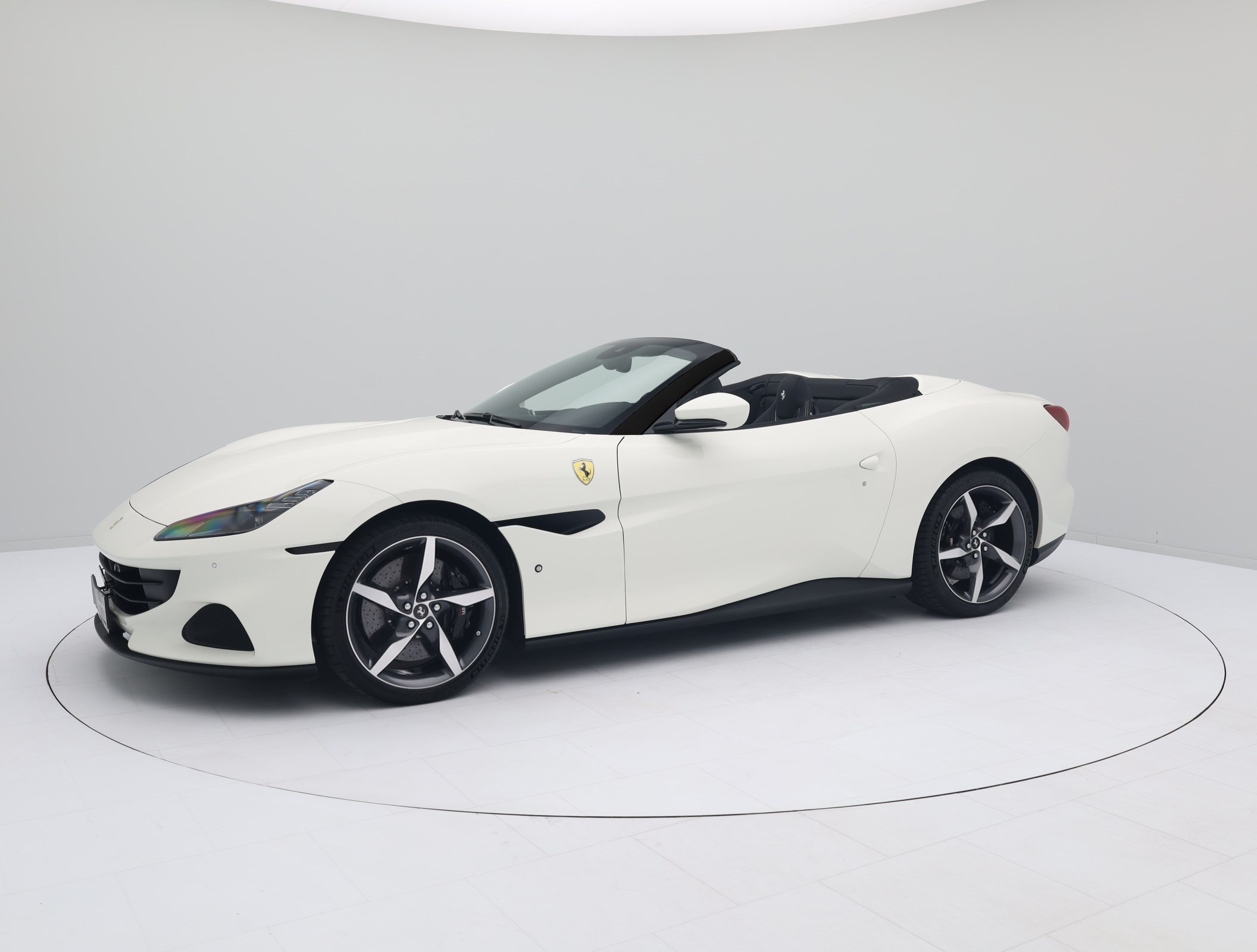 Ferrari Portofino - FERRARI HAMBURG