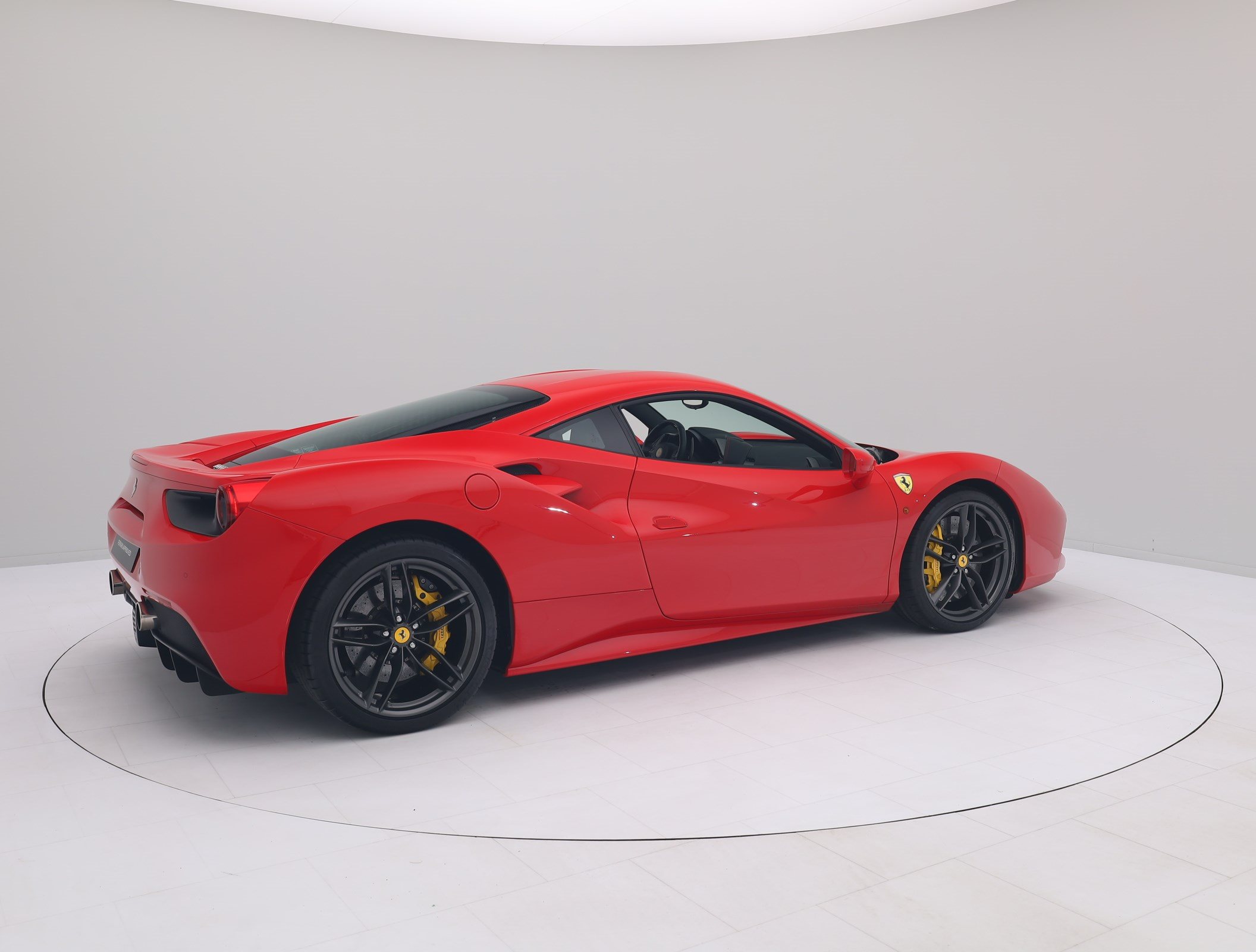 Ferrari 488 GTB - FERRARI HAMBURG