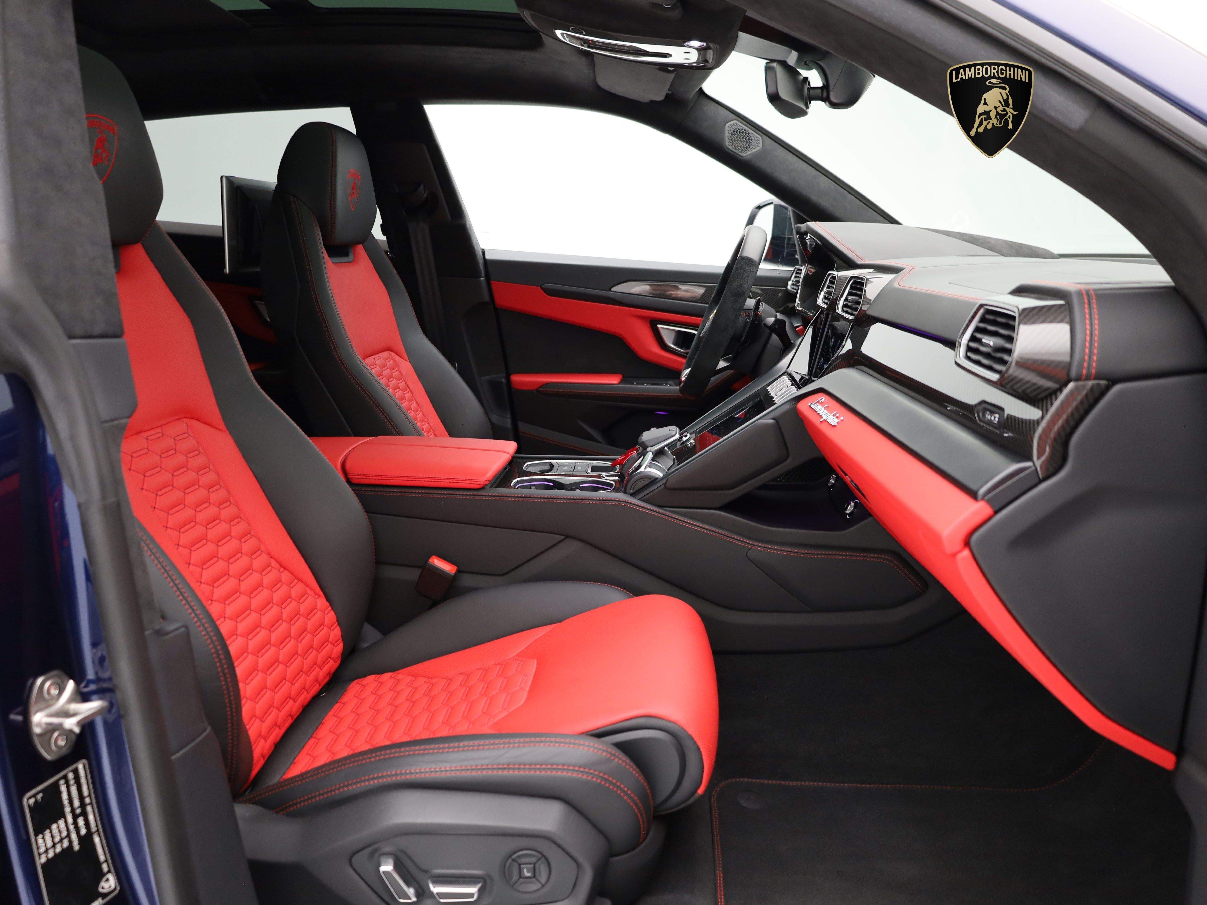 Lamborghini Urus MY21
