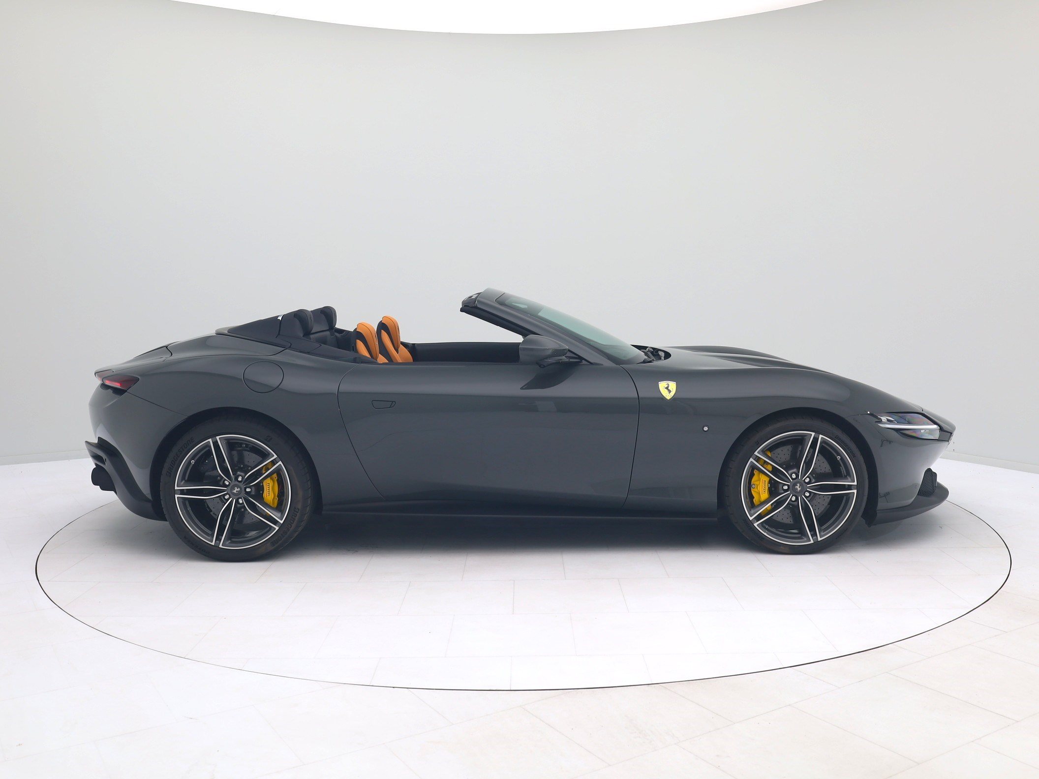 Ferrari Roma - Ferrari Hamburg