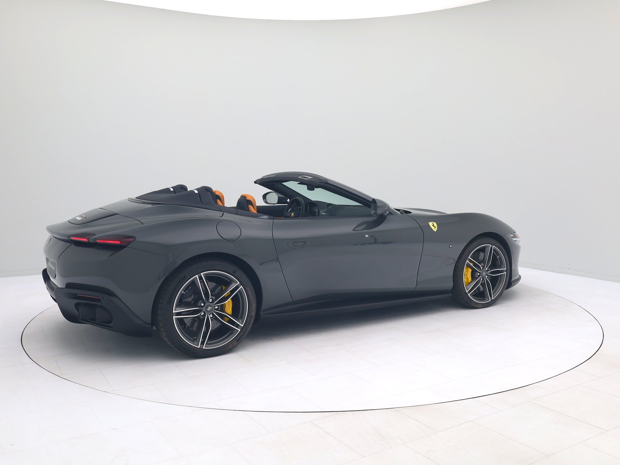 Ferrari Roma - Ferrari Hamburg