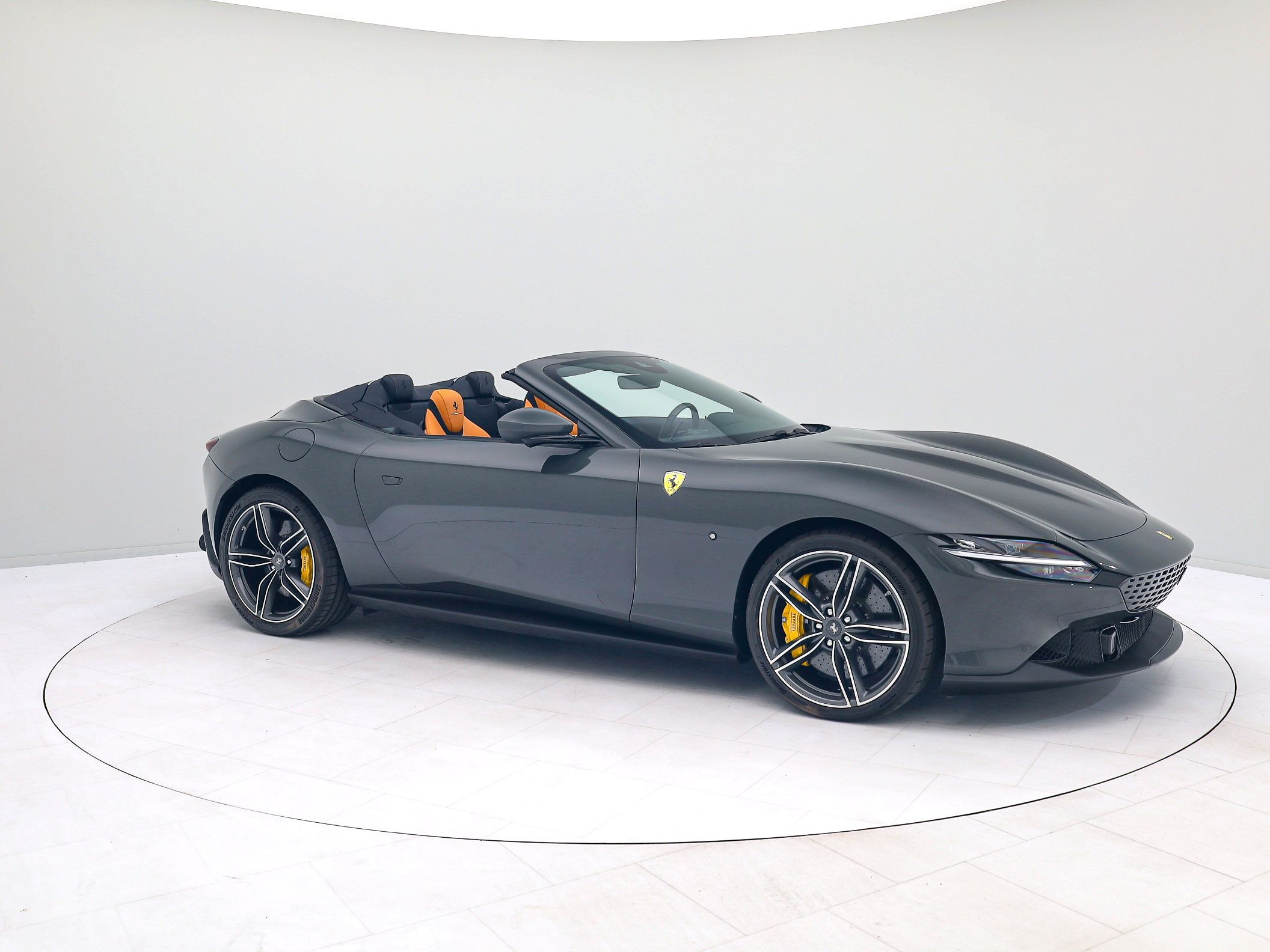 Ferrari Roma Spider - Ferrari Hamburg