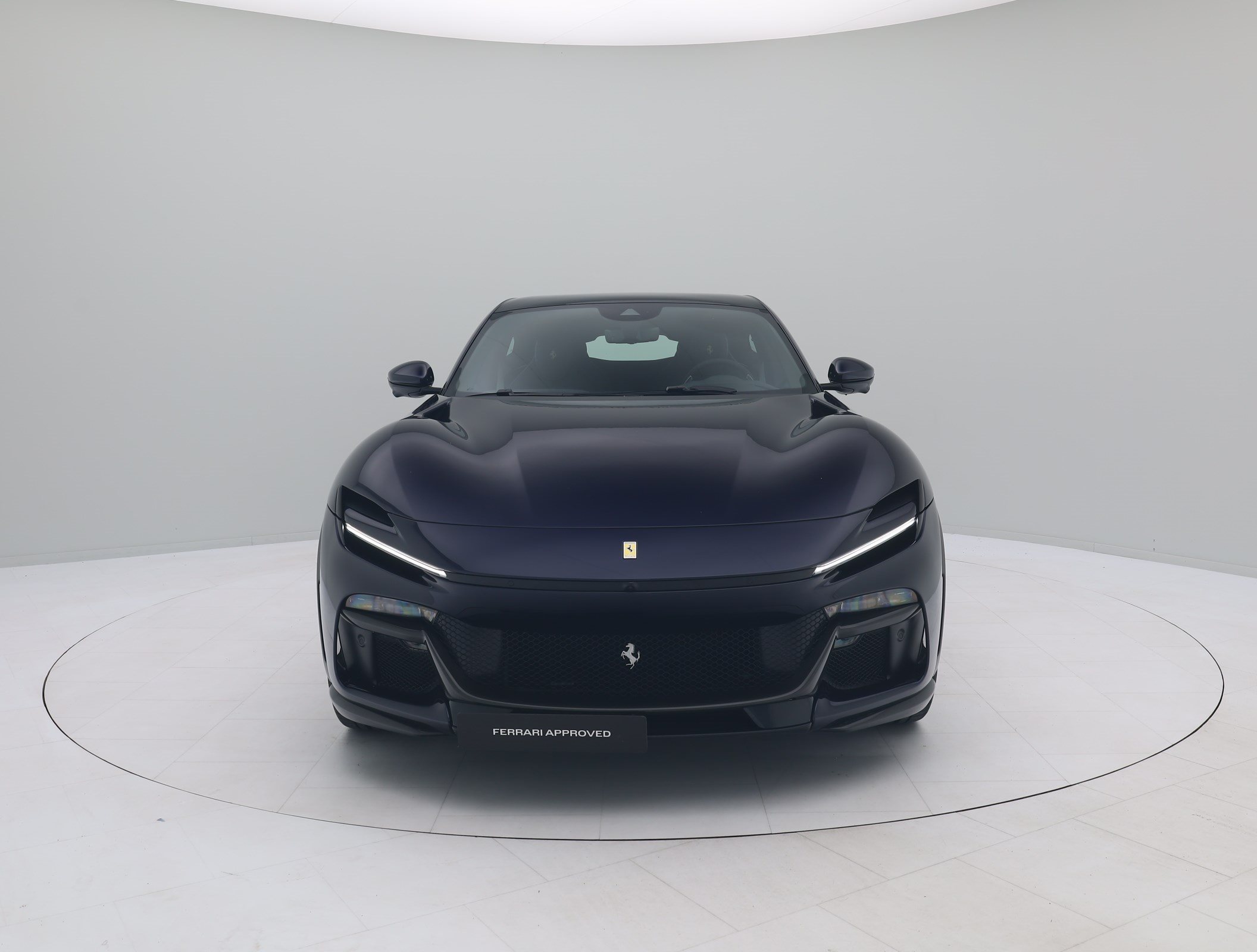 Ferrari Purosangue - FERRARI HAMBURG