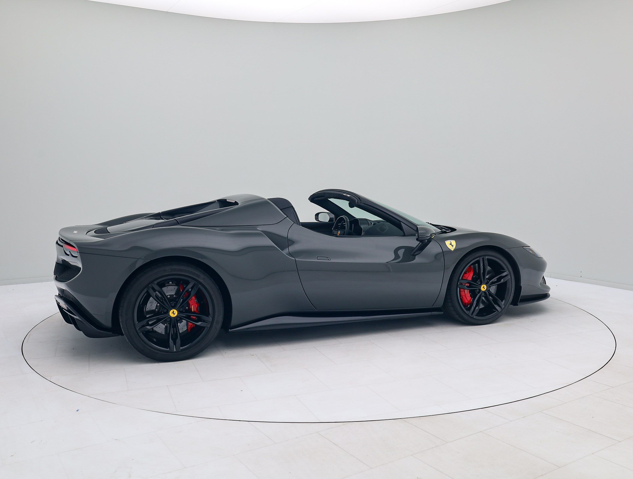 Ferrari 296 GTS - FERRARI HAMBURG