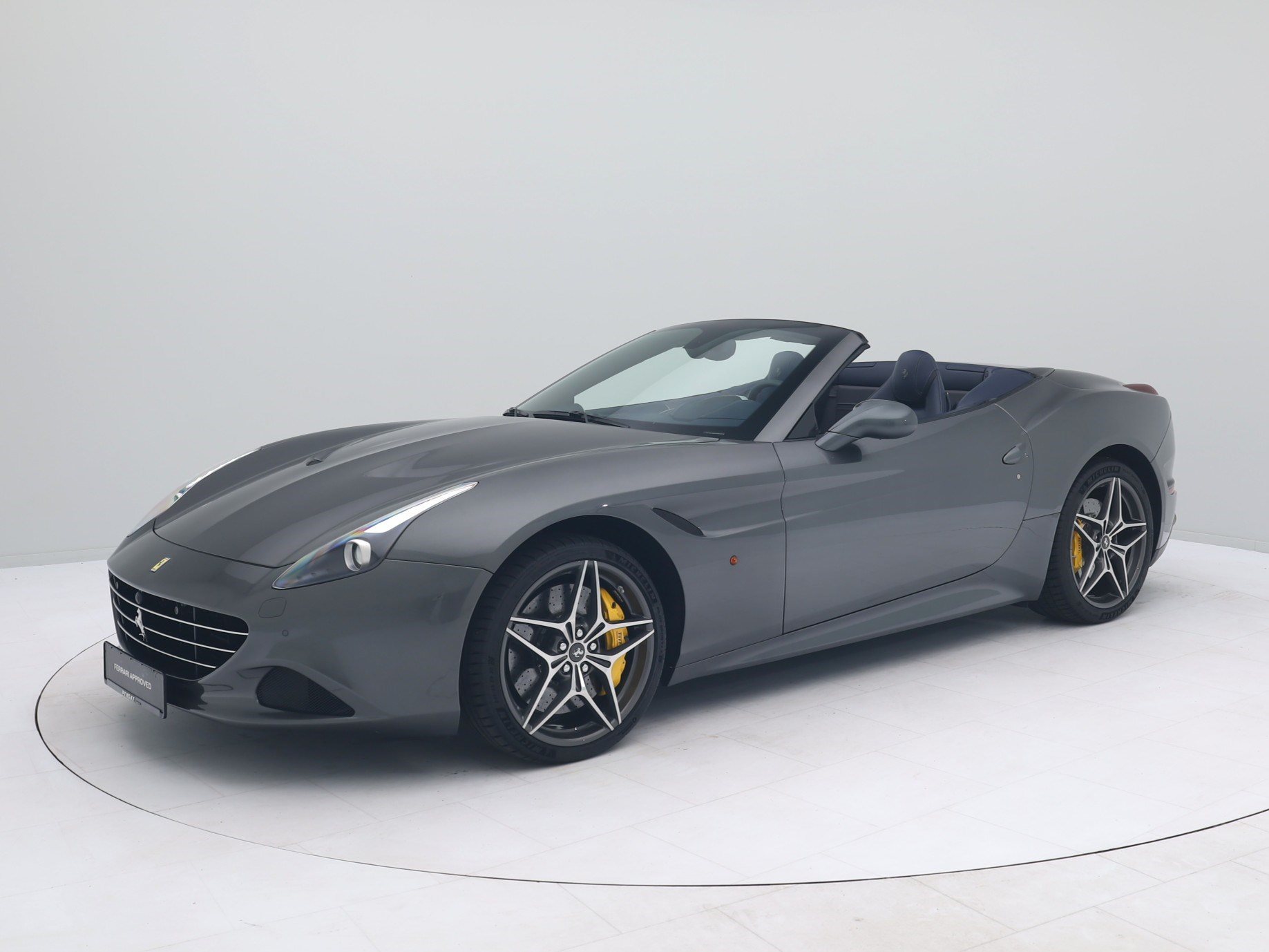 Ferrari California T - FERRARI HAMBURG