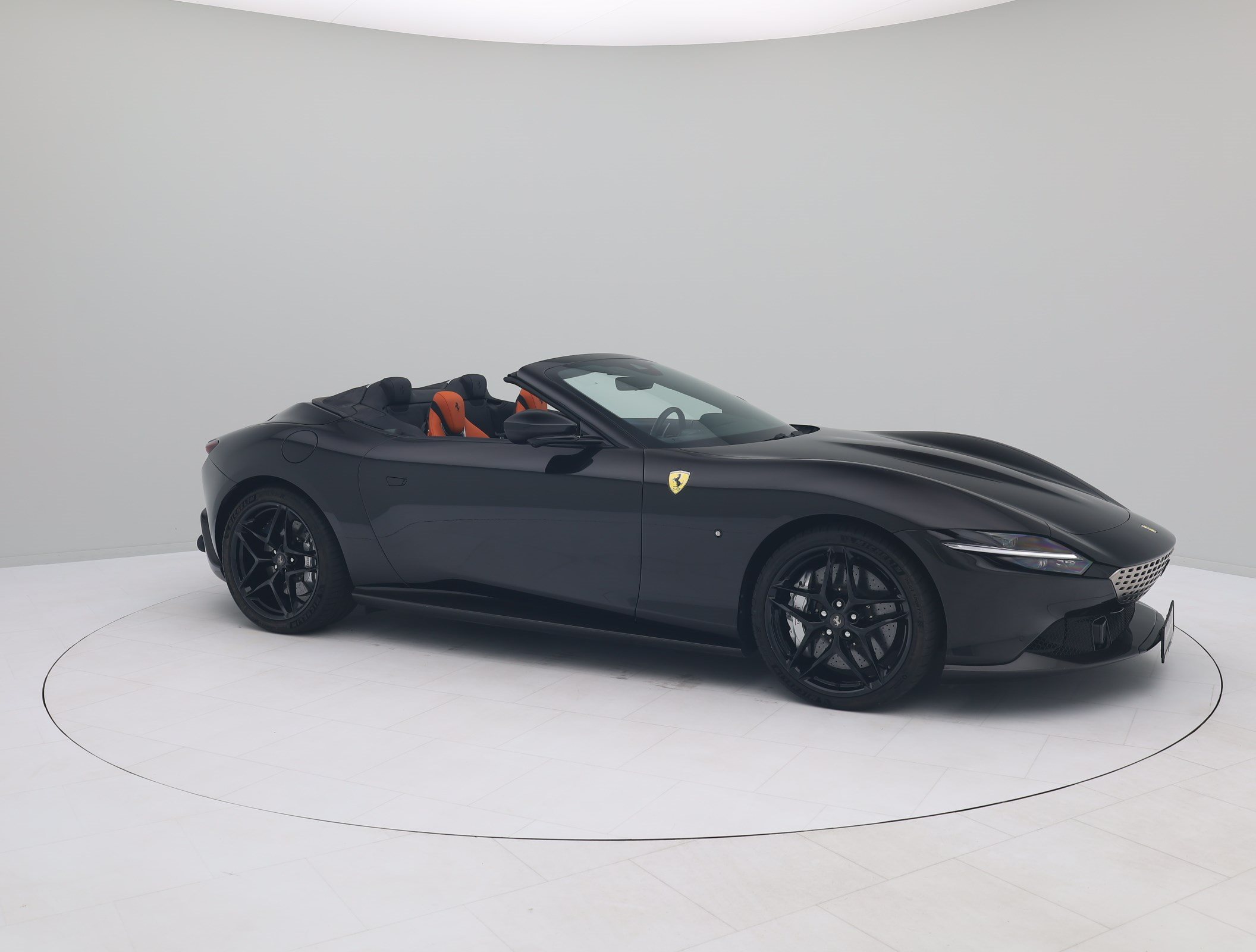 Ferrari Roma Spider - Ferrari Hamburg