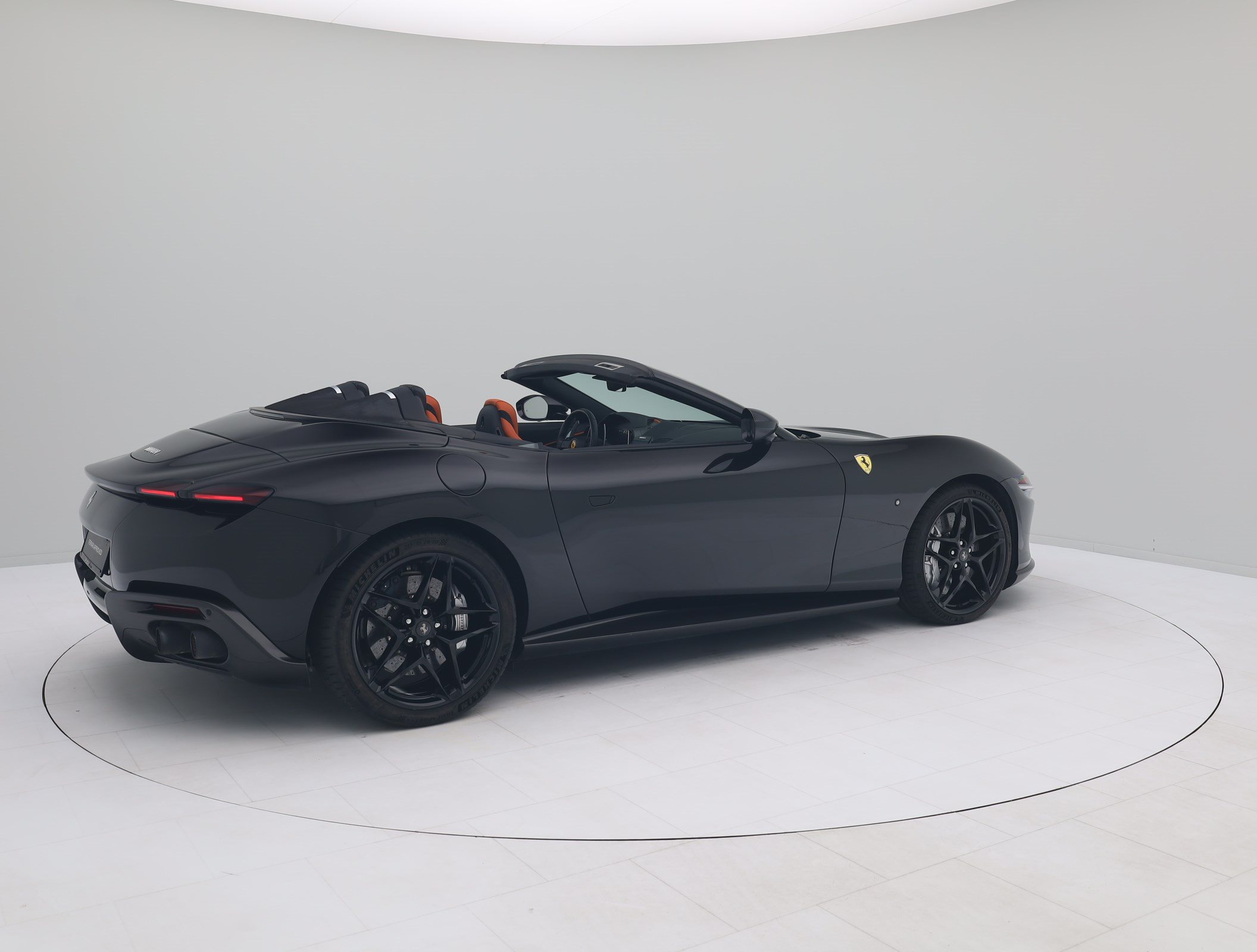 Ferrari Roma Spider - Ferrari Hamburg