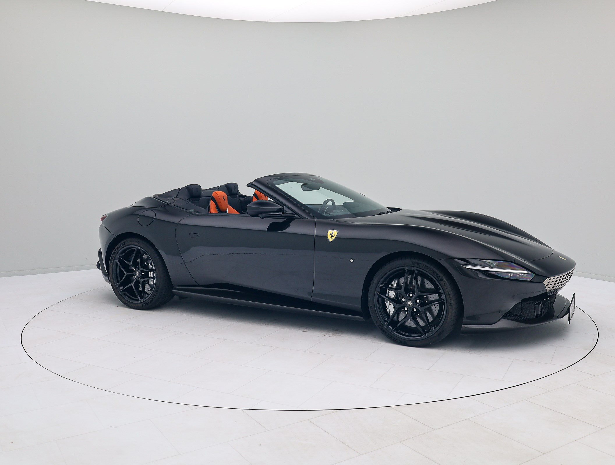 Ferrari Roma Spider - Ferrari Hamburg