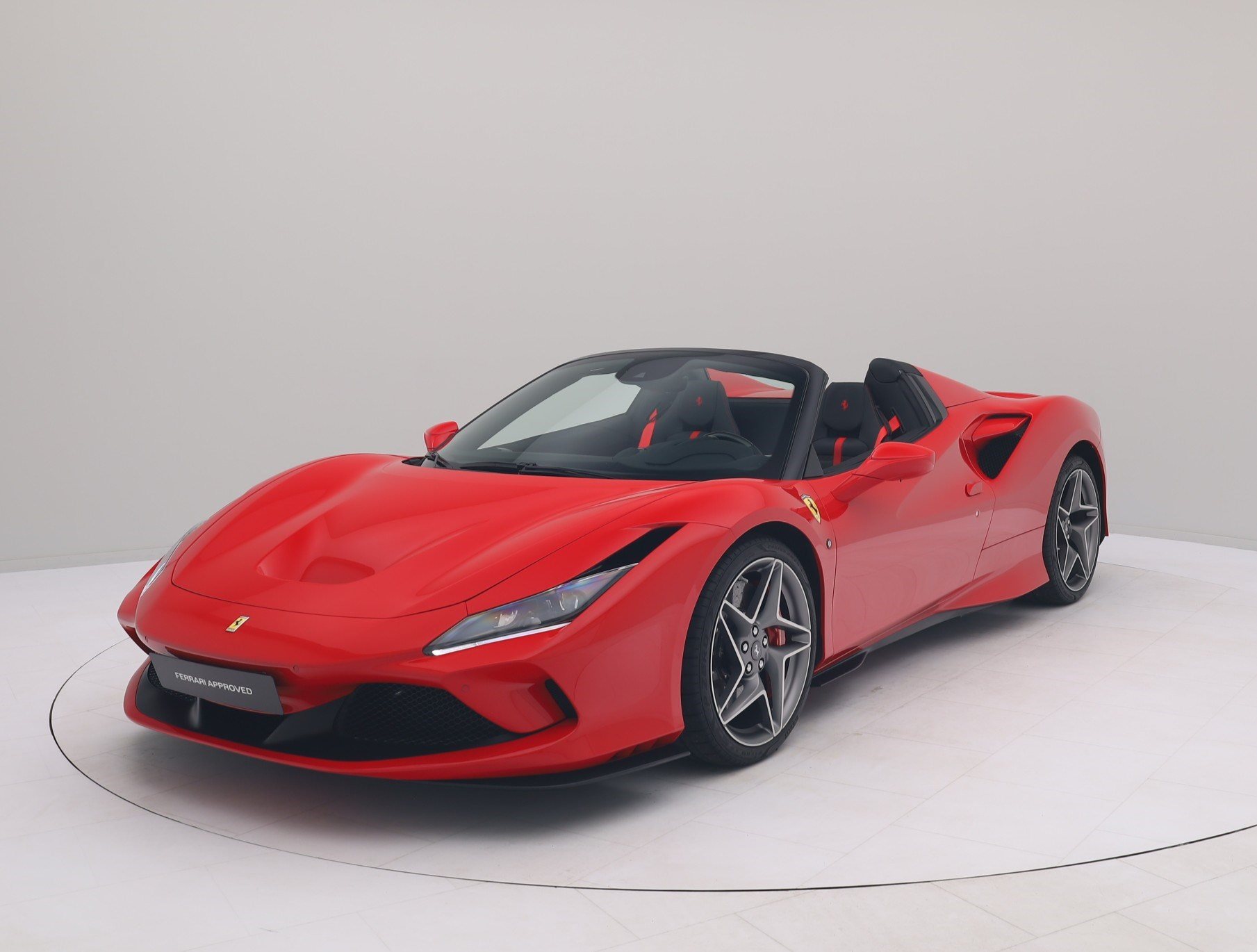 Ferrari F8 Spider - FERRARI HAMBURG
