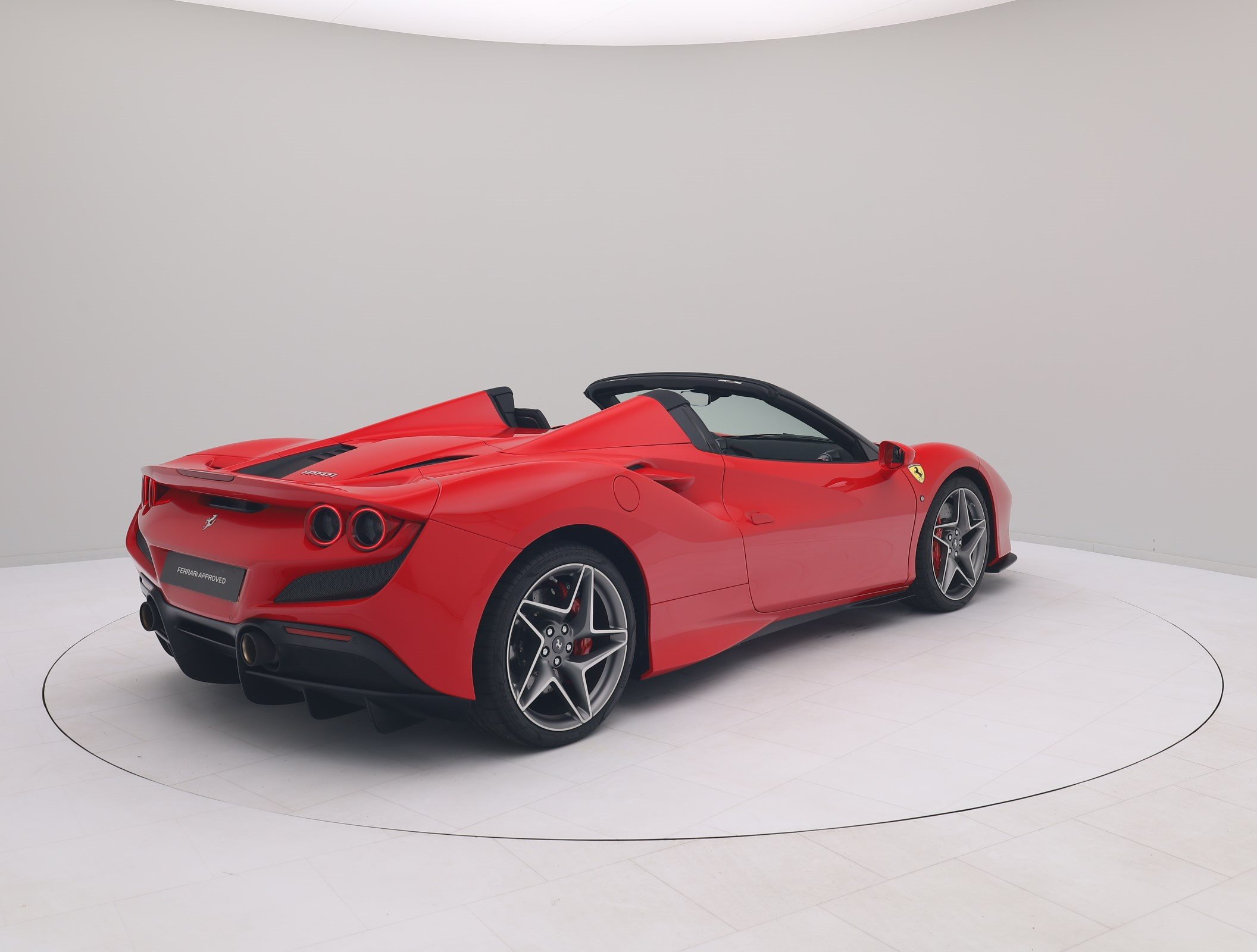 Ferrari F8 Spider - FERRARI HAMBURG