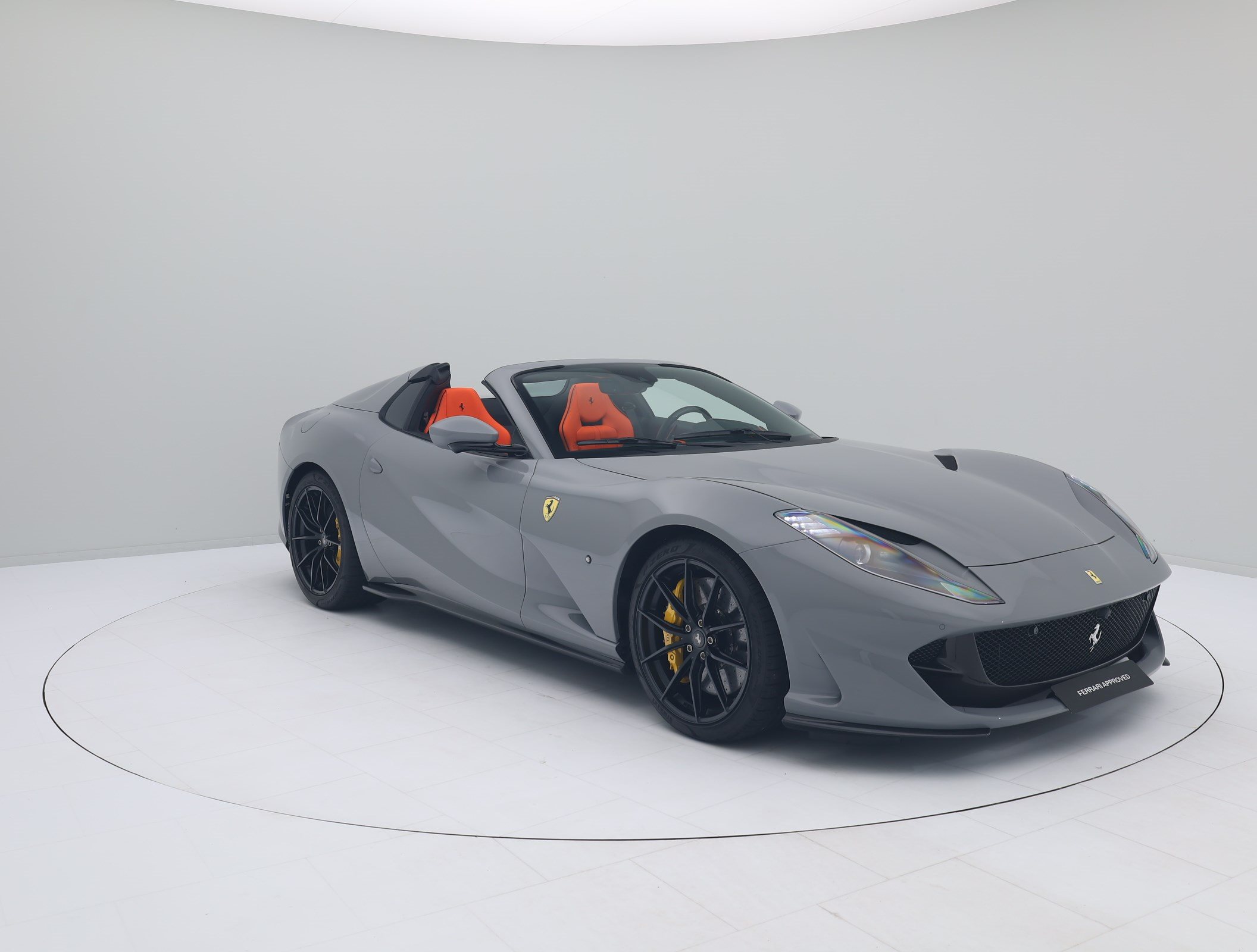 Ferrari 812 GTS I Grigio Nardo I Mandarino Antiguo I FERRARI HAMBURG
