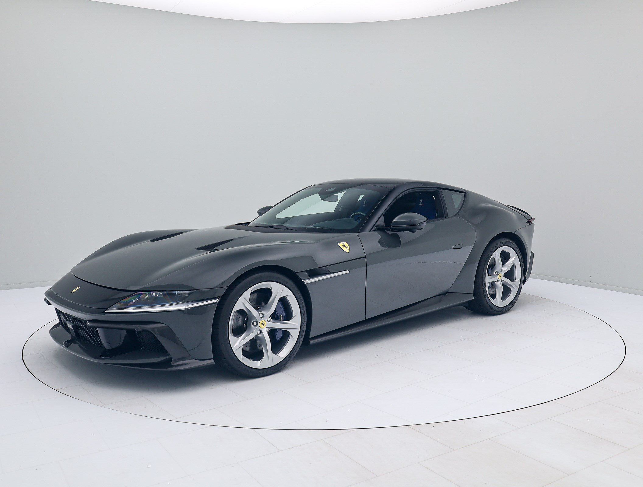 Ferrari 12Cilindri - FERRARI HAMBURG