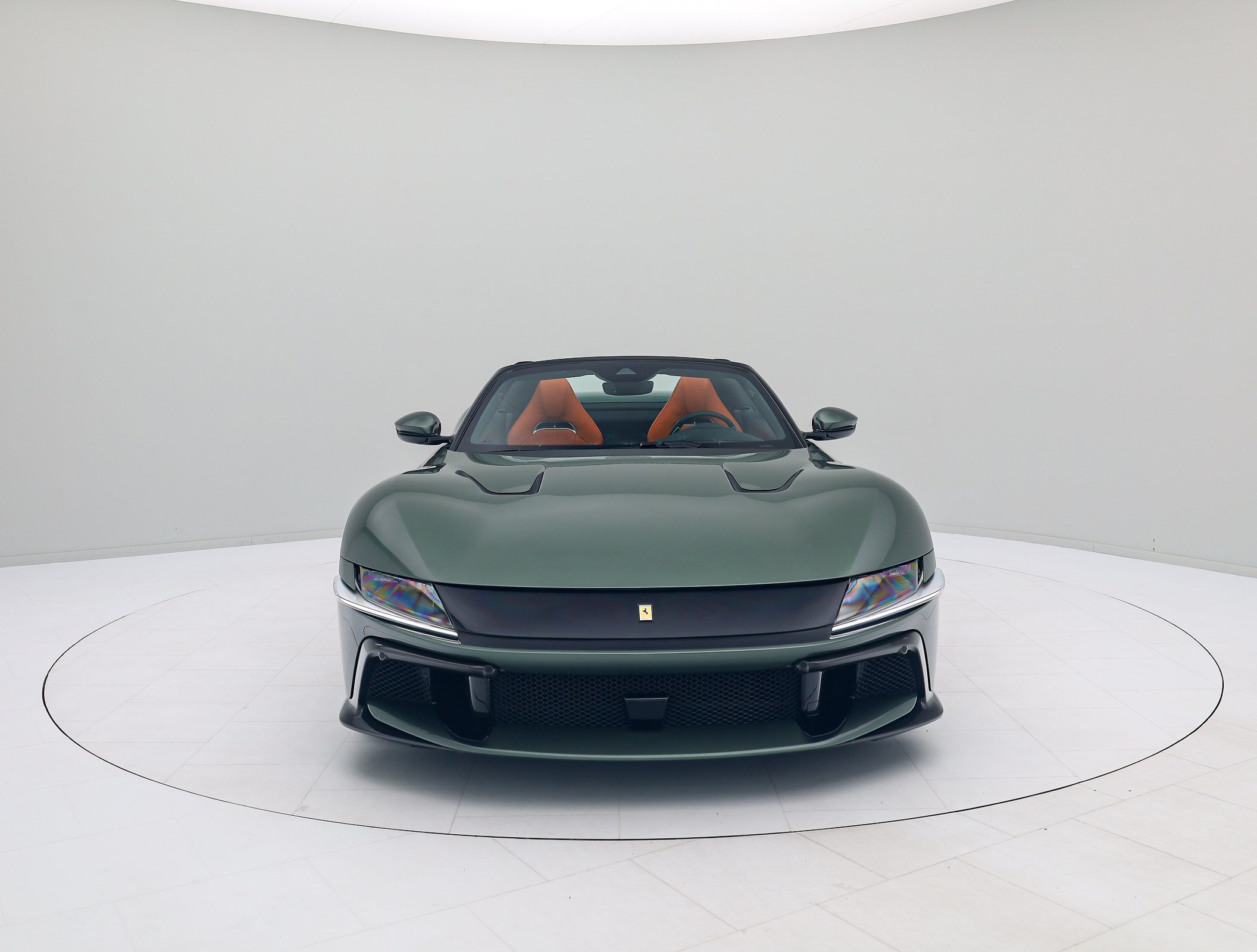 Ferrari 12Cilindri Spider - Verde Toscana - FERRARI HAMBURG
