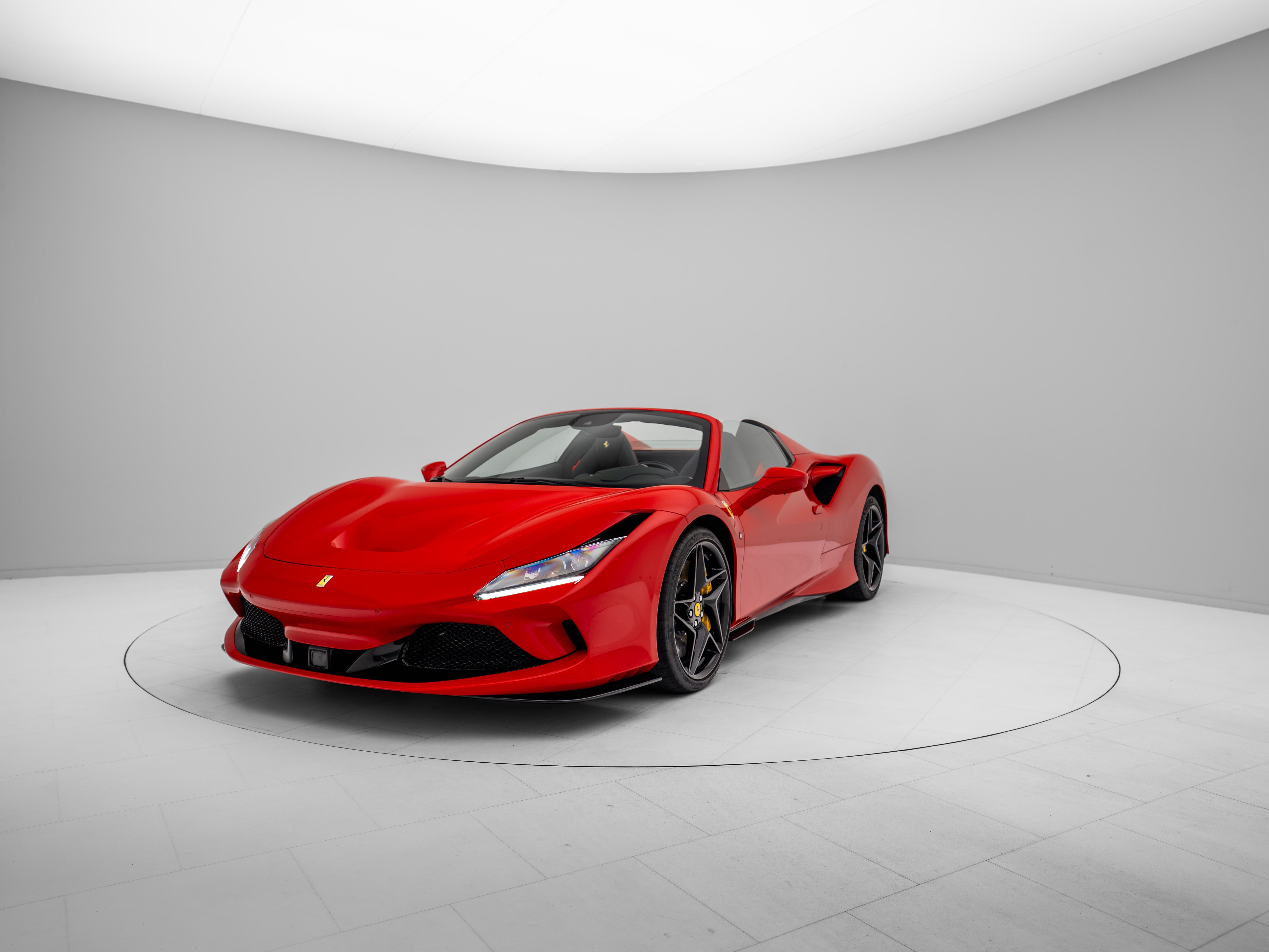 Ferrari F8 Spider - FERRARI HAMBURG