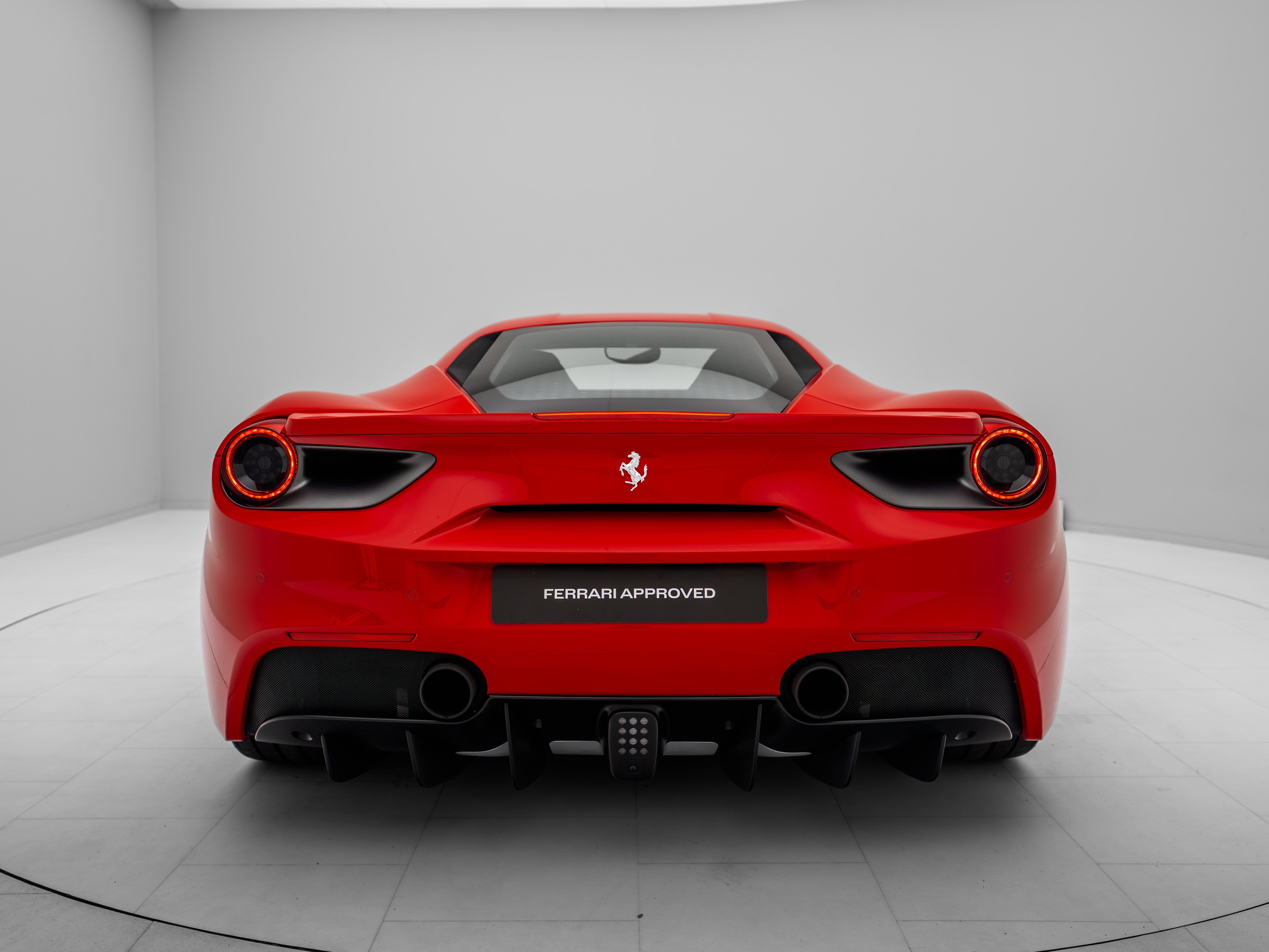 Ferrari 488 GTB - FERRARI HAMBURG