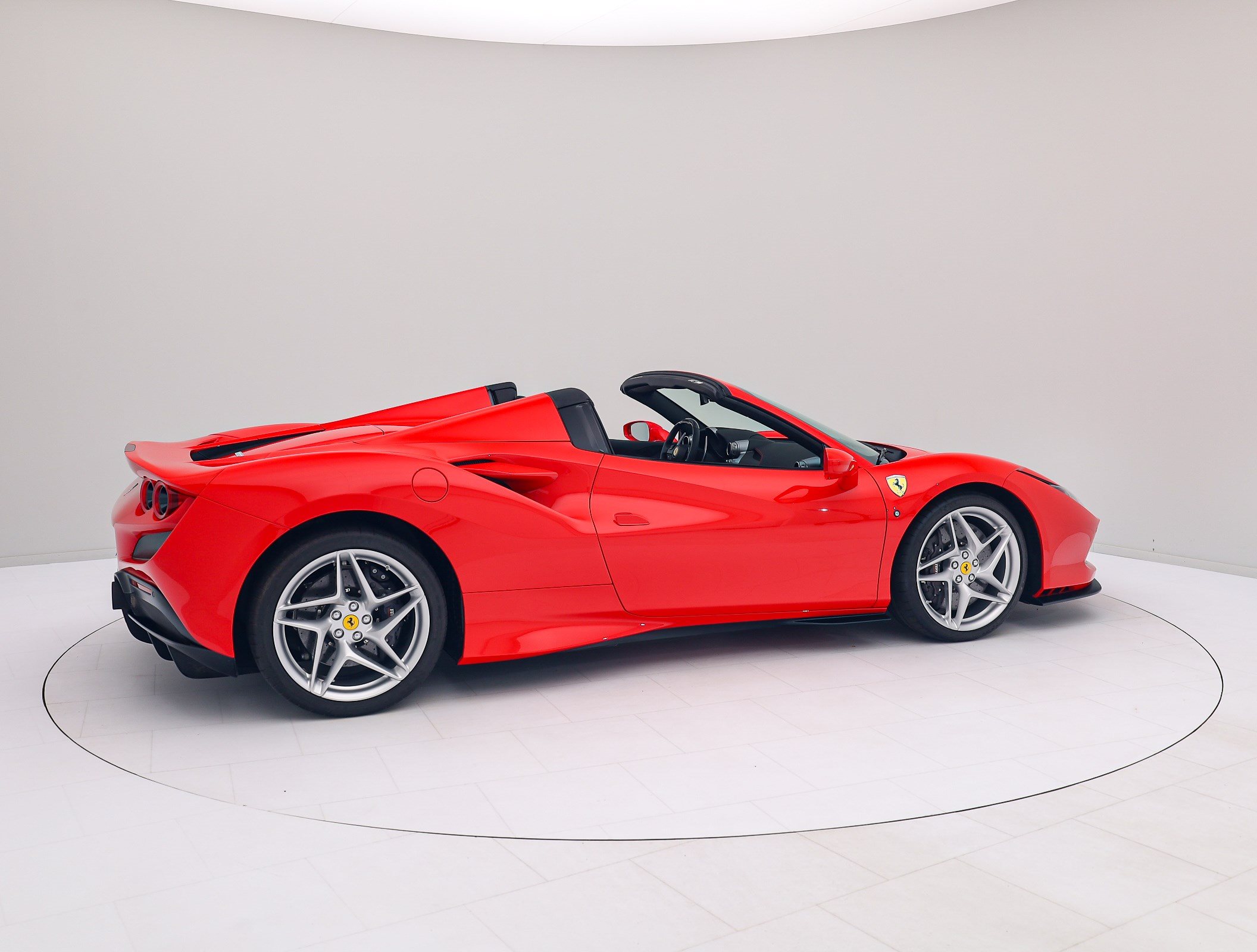 Ferrari F8 Spider - FERRARI HAMBURG