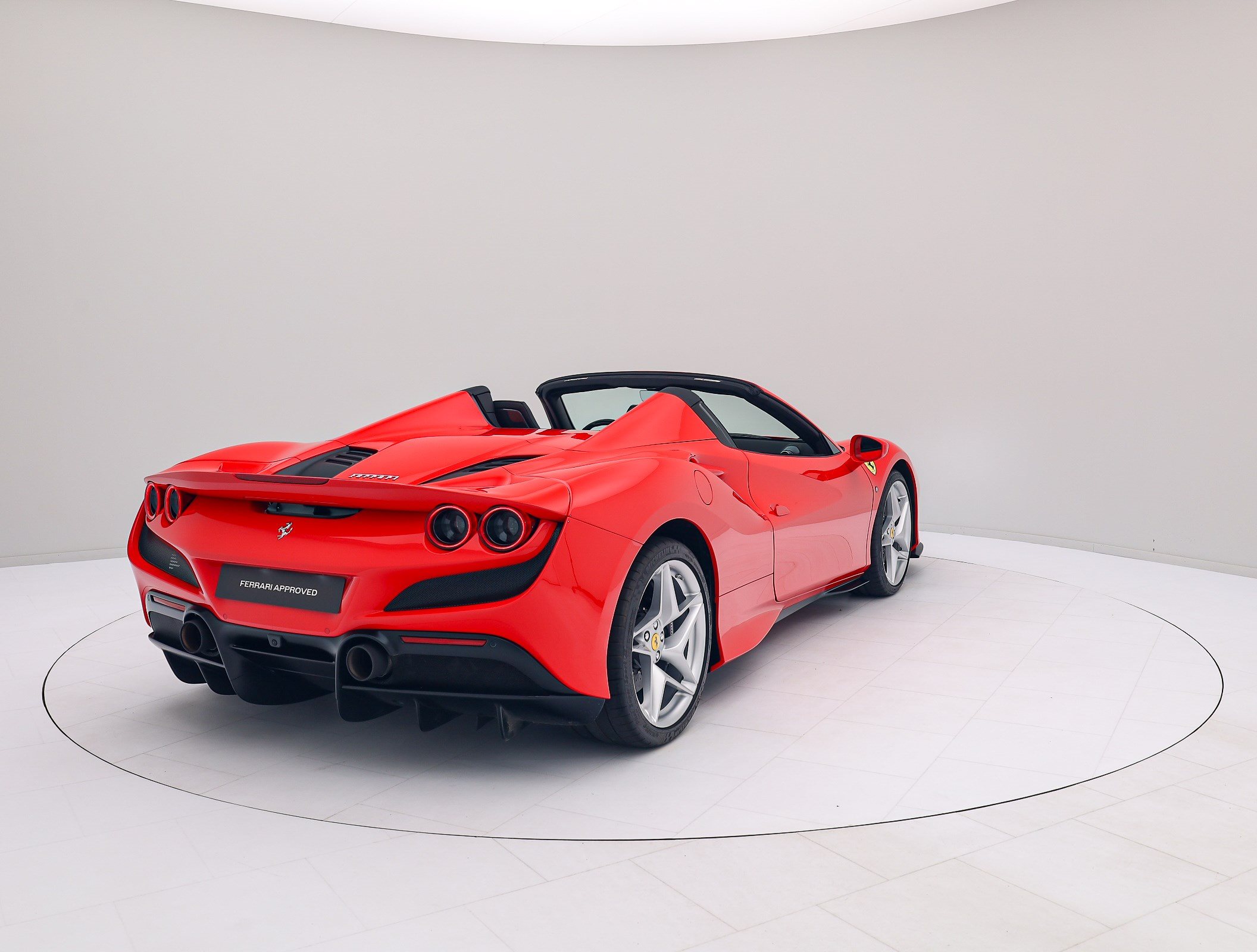 Ferrari F8 Spider - FERRARI HAMBURG