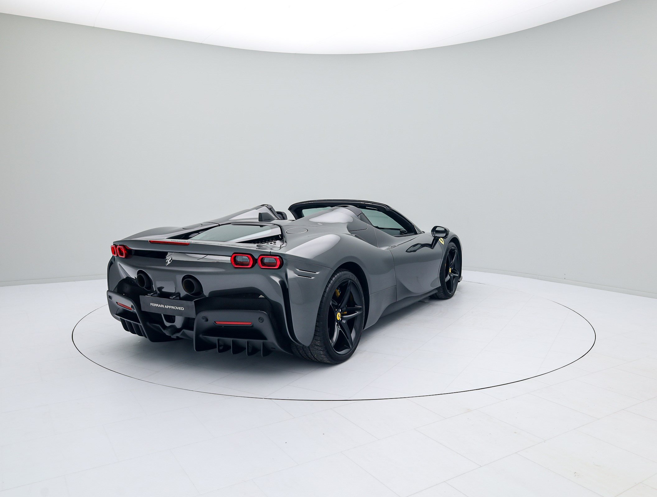 Ferrari SF90 Spider - Ferrari Hamburg