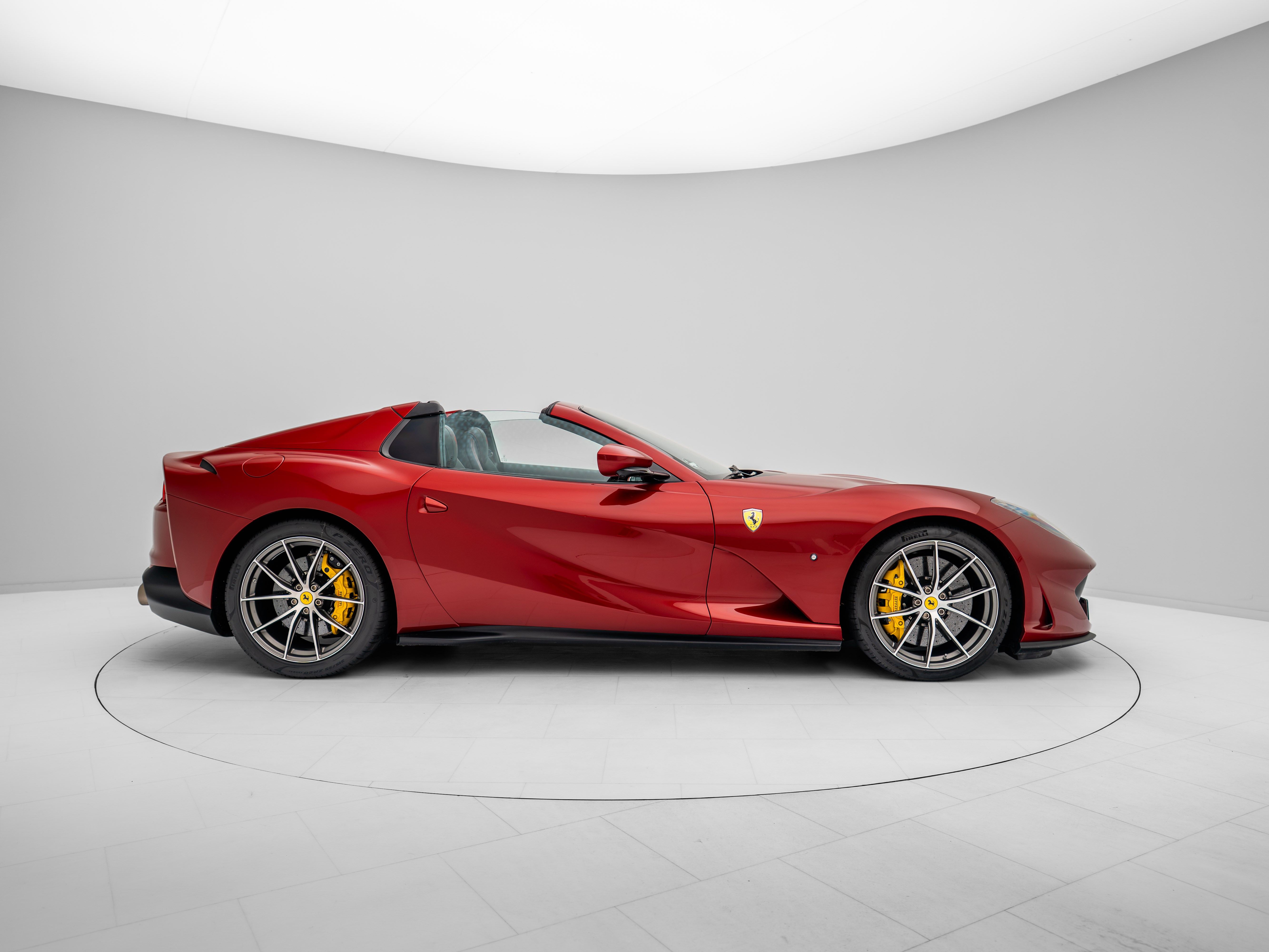 Ferrari 812 GTS - FERRARI HAMBURG