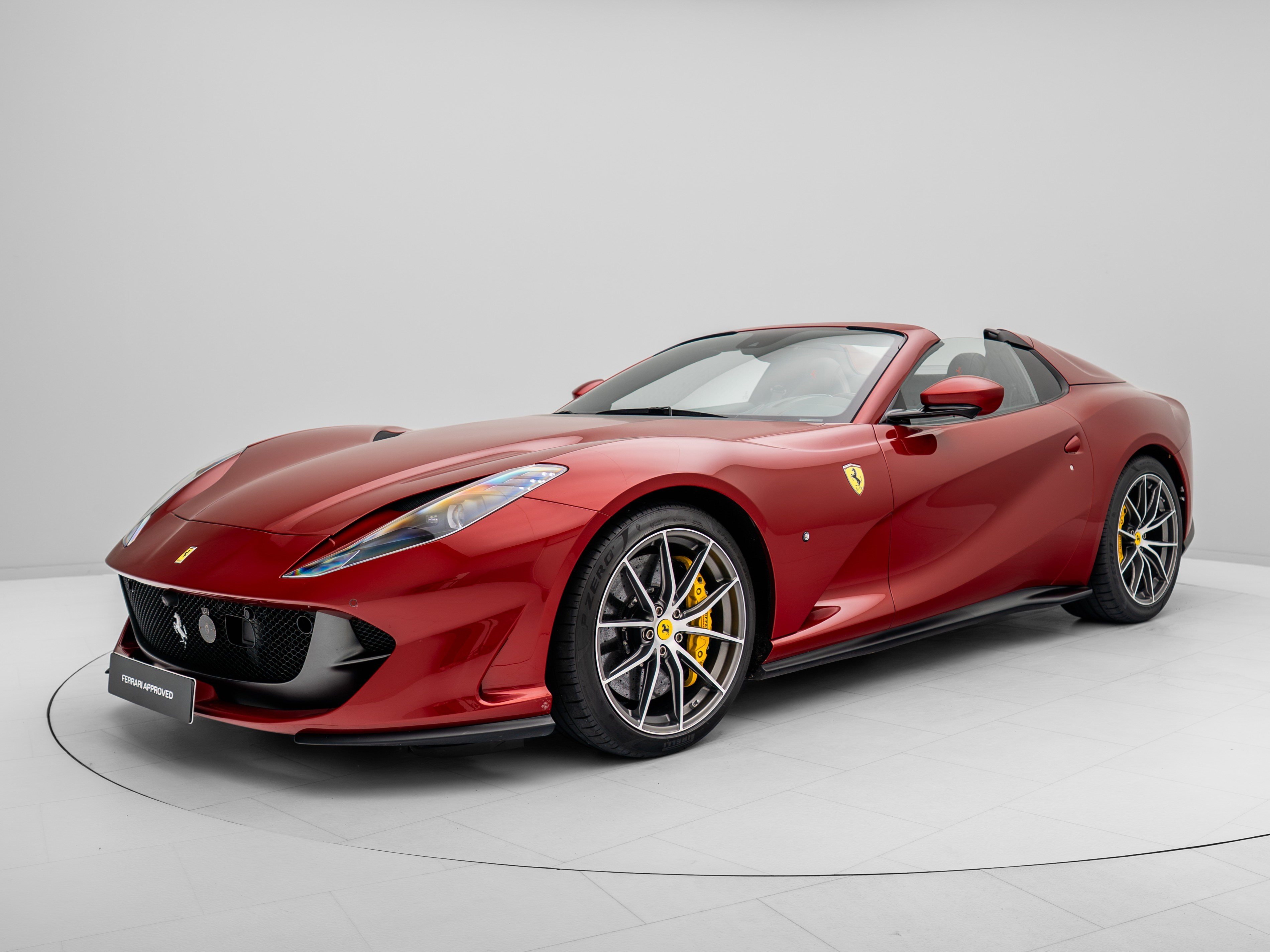 Ferrari 812 GTS - ROSSO FIORANO - FERRARI HAMBURG