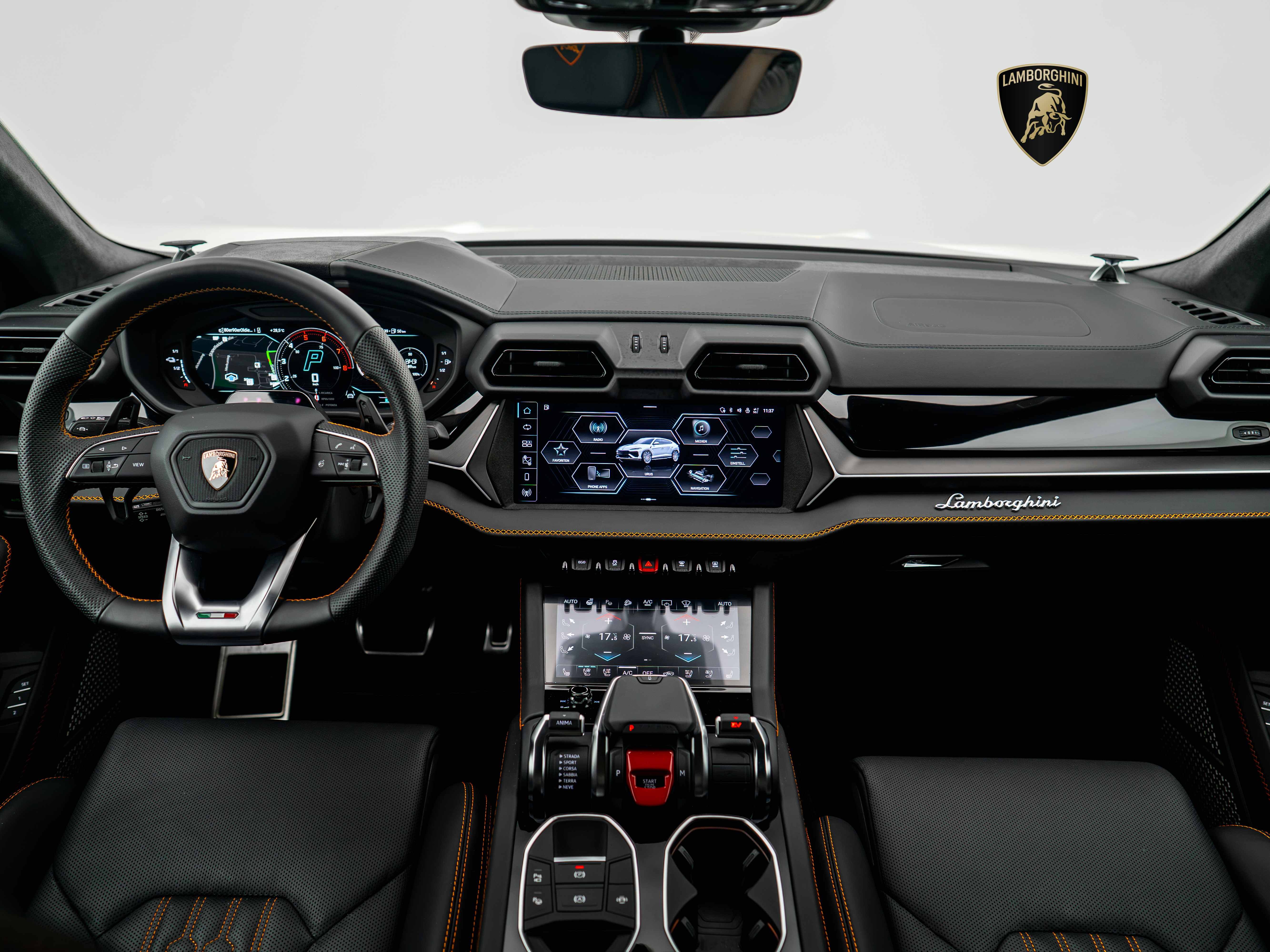 Lamborghini Urus SE I Akrapovic I Lamborghini Hamburg