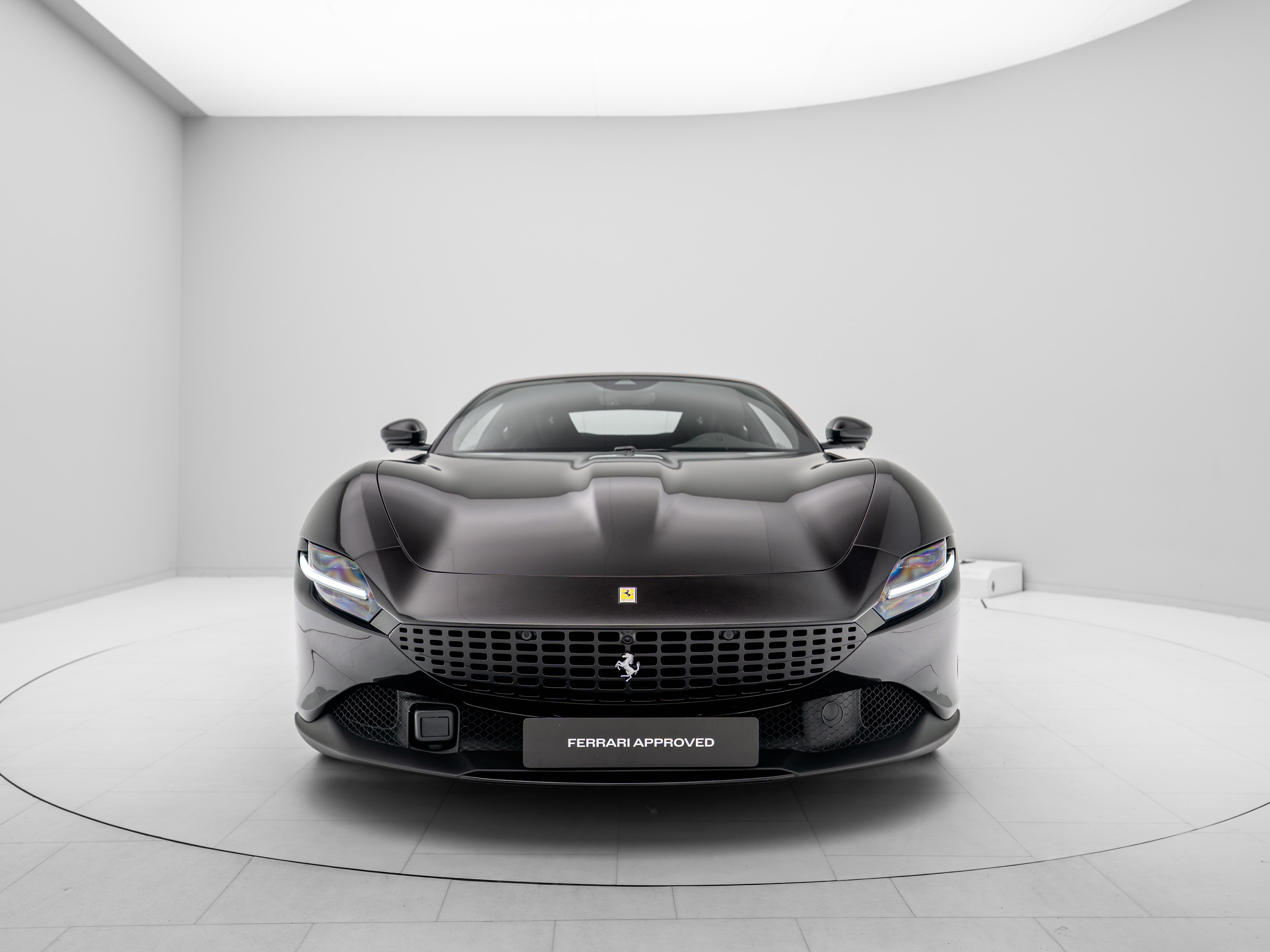Ferrari Roma - FERRARI HAMBURG