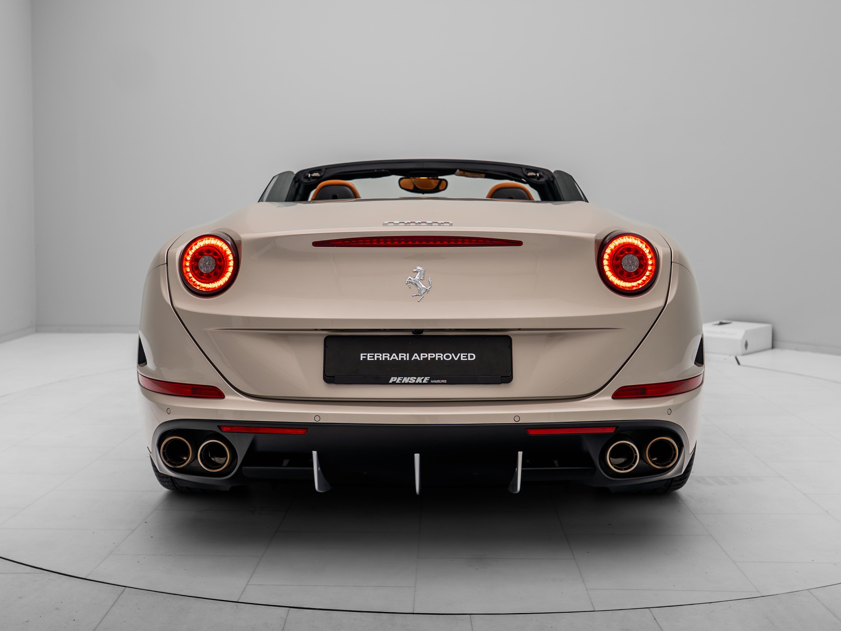 Ferrari California T - FERRARI HAMBURG